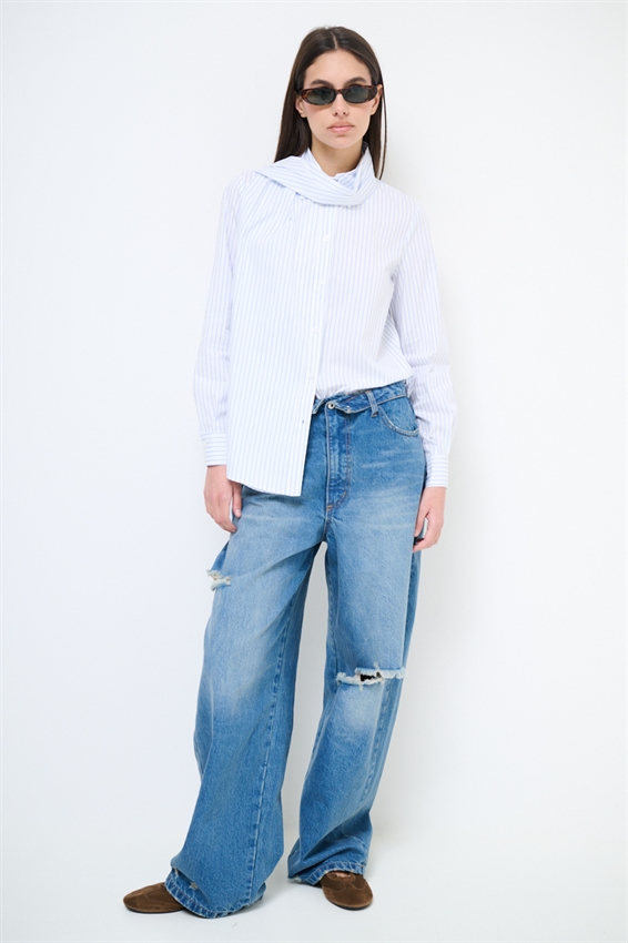 CAMICIA OVER RIGATA CON FOULARD BIANCO