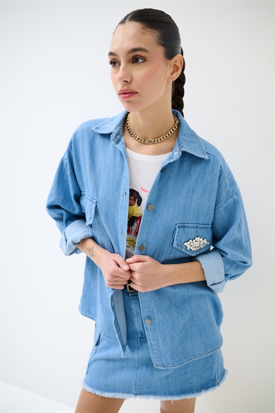 CAMICIA OVER IN DENIM CON TERMO ADESIVO BLU CHIARO