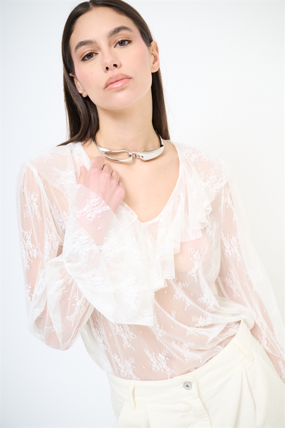 BLUSA SCOLLO V CON VOLANT PIZZO PANNA