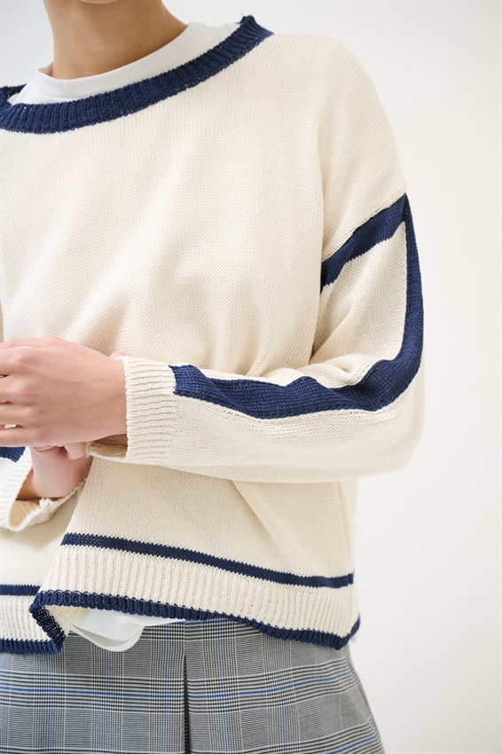 MAGLIA PARICOLLO CON INSERTI A CONTRASTO BLU