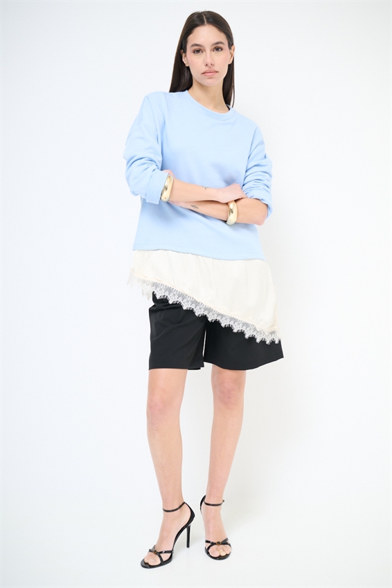 FELPA OVER CON RASO E PIZZO ASIMMETRICO CELESTE