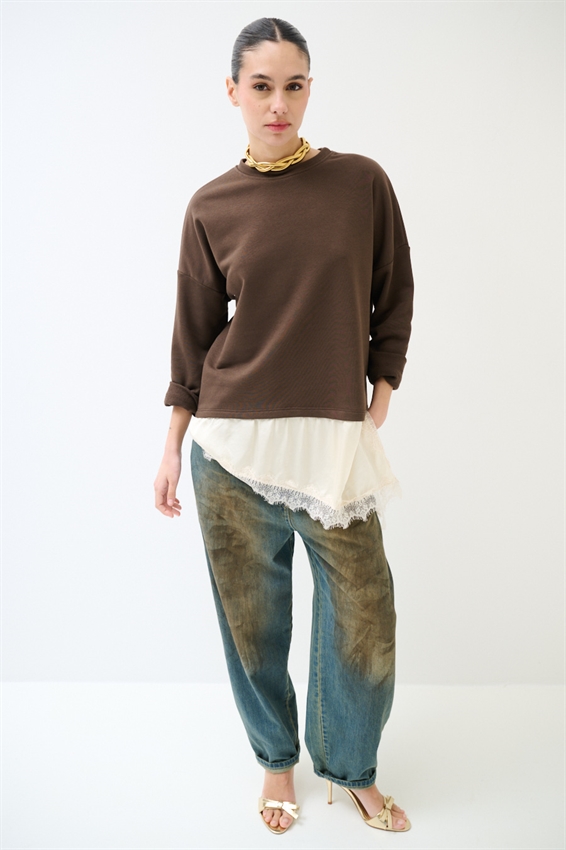 FELPA OVER CON RASO E PIZZO ASIMMETRICO MORO