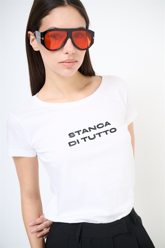 T-SHIRT BASIC STAMPA STANCA DI TUTTO BIANCO
