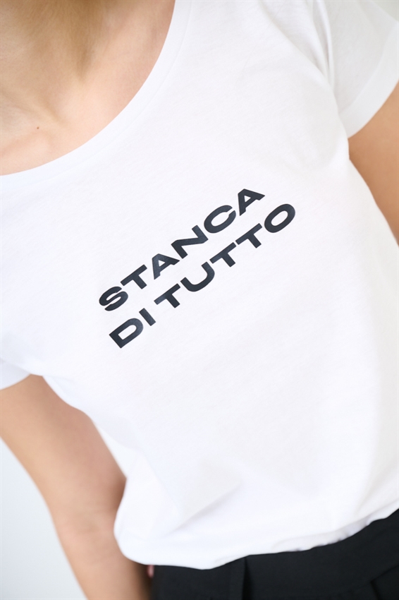T-SHIRT BASIC STAMPA STANCA DI TUTTO BIANCO