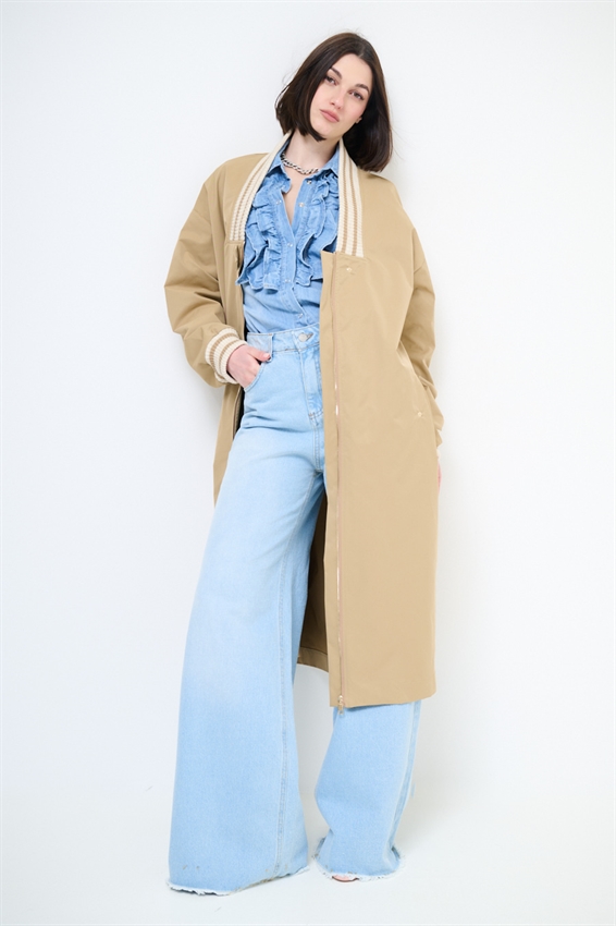BOMBER LUNGO CON COSTINA CAMMELLO