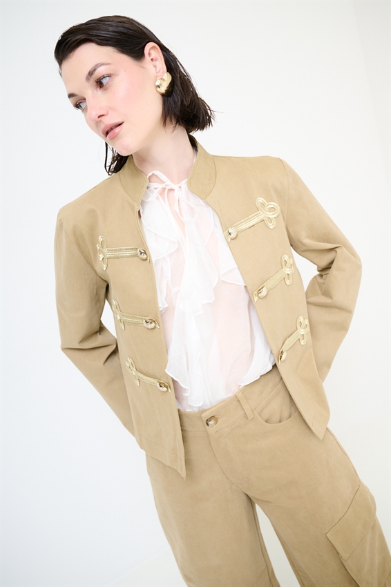 GIACCA NAPOLEONICA CON ALAMARI CAMMELLO