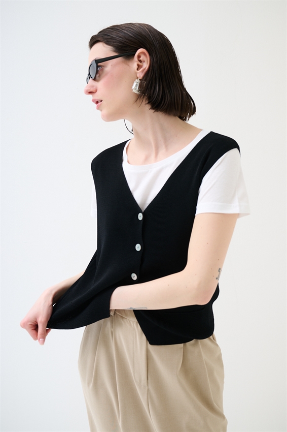 GILET CON BOTTONI A COSTINE NERO