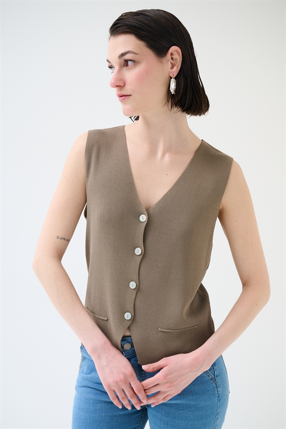 GILET CON BOTTONI A COSTINE FANGO