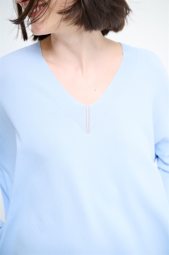 MAGLIA OVER SCOLLO V PROFONDO CELESTE