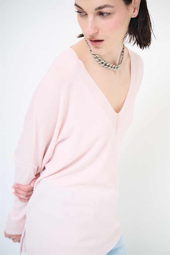MAGLIA OVER SCOLLO V PROFONDO ROSA