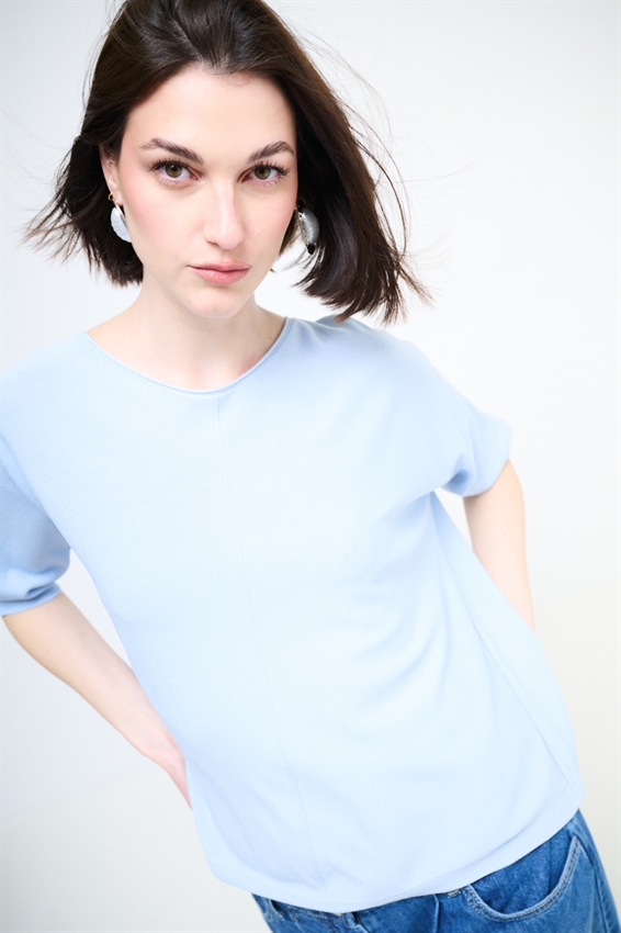 MAGLIA OVER CON MANICA PIPISTRELLO E RIGA DAV. CELESTE