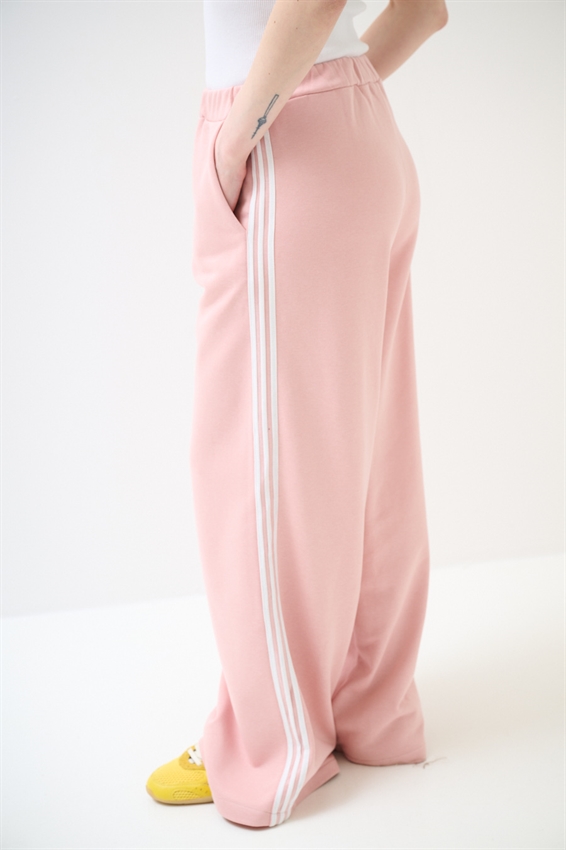 PANTALONE FELPA A PALAZZO CON BANDE ROSA