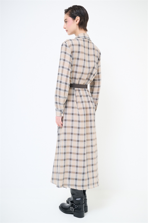 ABITO CHEMISIER A QUADRI CON CINTURA E BOTT.