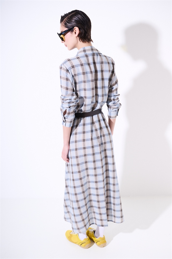 ABITO CHEMISIER A QUADRI CON CINTURA E BOTT.