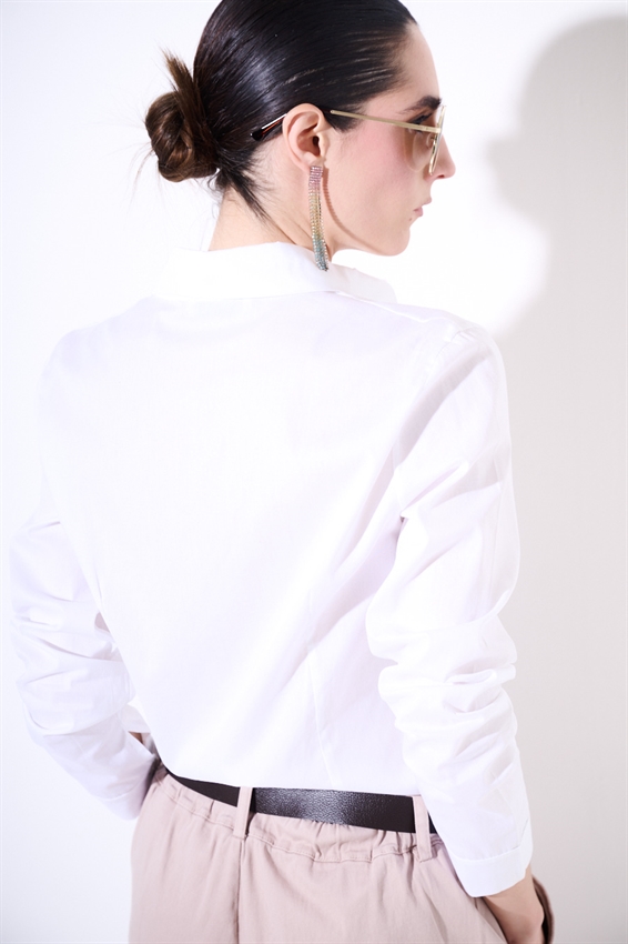 CAMICIA SLIM CON PINCE POPELINE