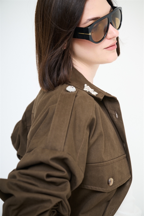 CAMICIONE OVER CON APPLICAZIONI