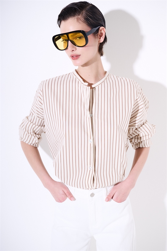 CAMICIA RIGATA A OVETTO COLLO COREANA