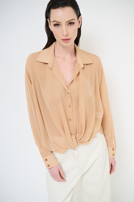 CAMICIA CON RIPRESA DAV. E FONDO A SBUFFO