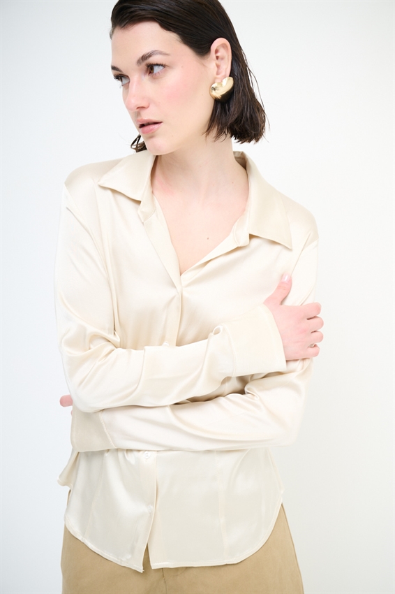 CAMICIA SCOLLO V IN RASO VISCOSA