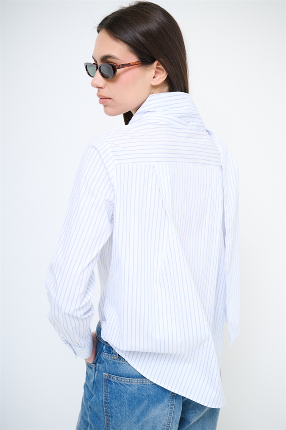 CAMICIA OVER RIGATA CON FOULARD