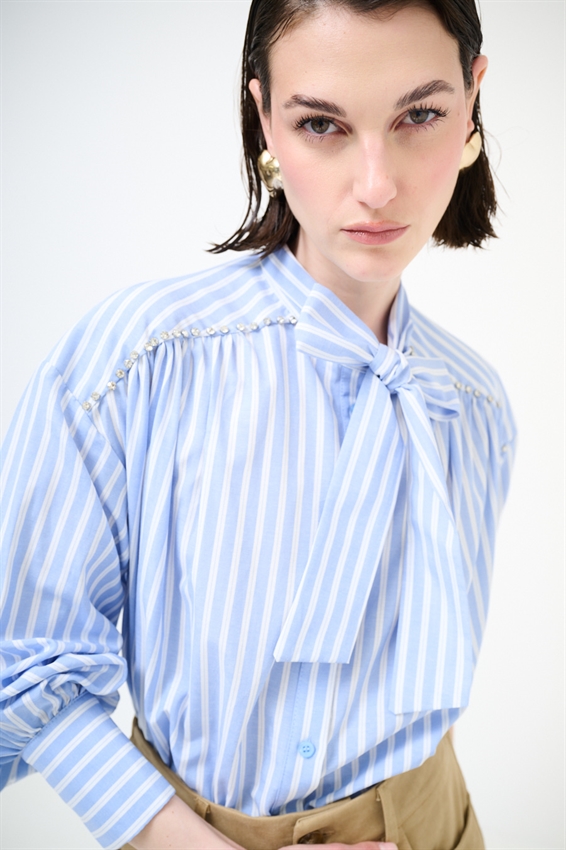 CAMICIA OVER RIGA CASTONI + FIOCCO