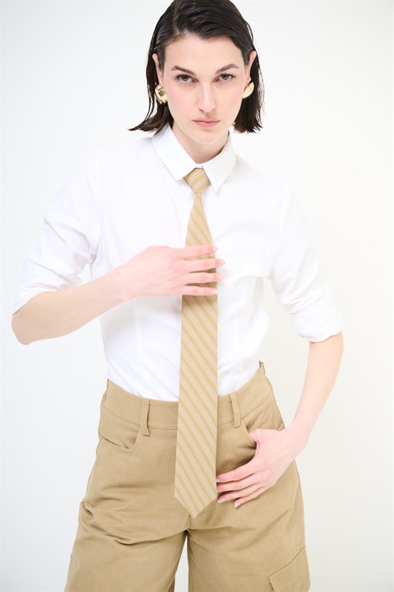 CAMICIA OXFORD SLIM CON CRAVATTA