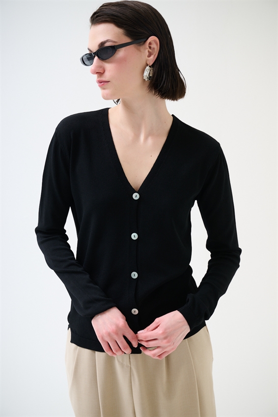 CARDIGAN MANICA LUNGA CON SCOLLO A V