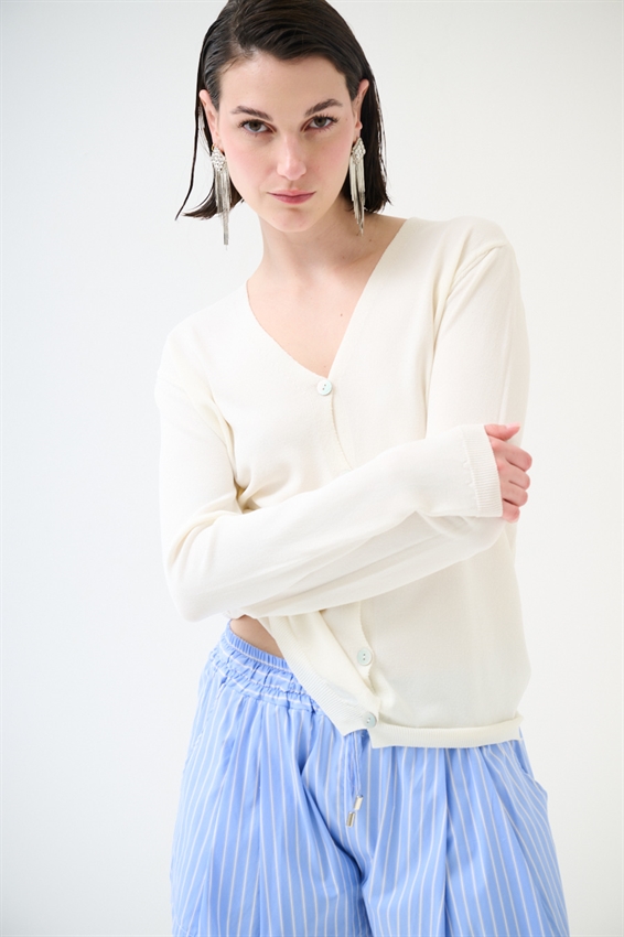 CARDIGAN MANICA LUNGA CON SCOLLO A V