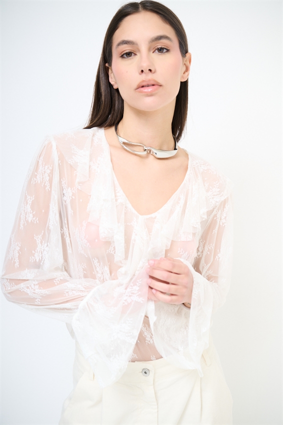 BLUSA SCOLLO V CON VOLANT PIZZO