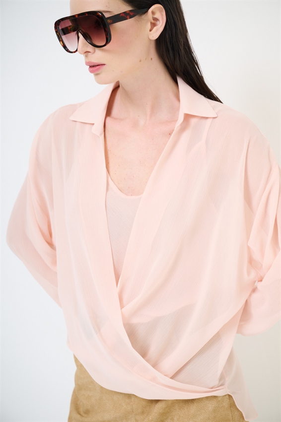 BLUSA CON INCROCIO DAV. E CON CANOTTA