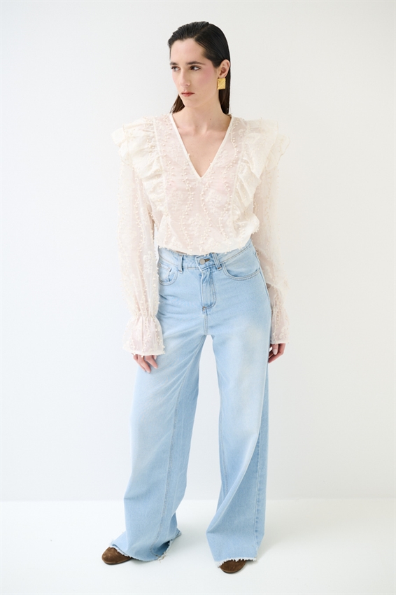 BLUSA CON RICAMO E SCOLLO A V