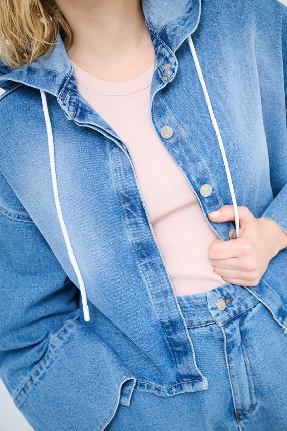 GIUBBOTTO DENIM CON CAPPUCCIO