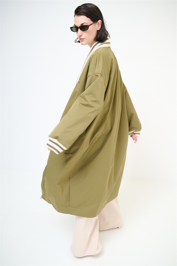 BOMBER LUNGO CON COSTINA