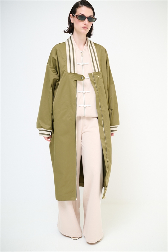 BOMBER LUNGO CON COSTINA