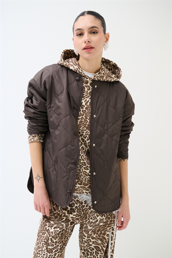 GIACCA TRAPUNTATA CON BOTT. AUTOMATICI