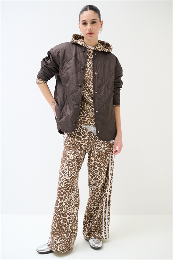 GIACCA TRAPUNTATA CON BOTT. AUTOMATICI