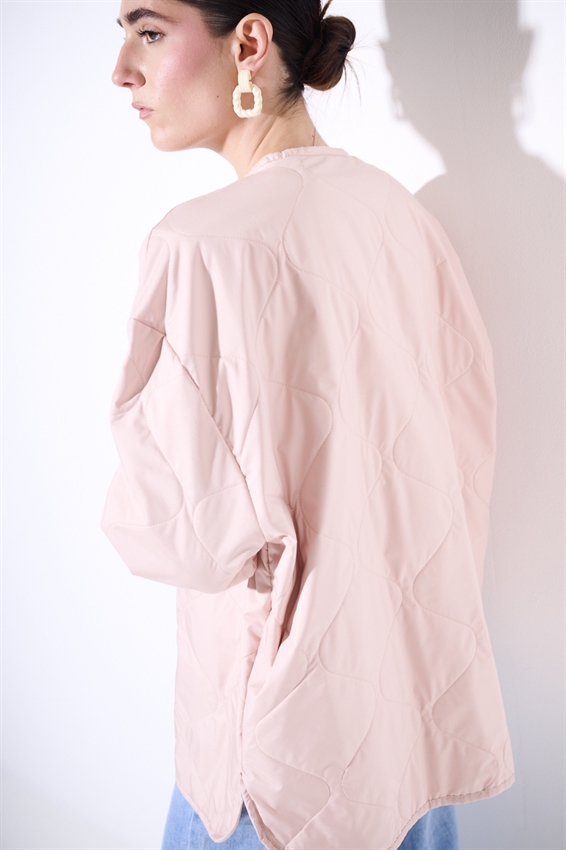 GIACCA TRAPUNTATA CON BOTT. AUTOMATICI