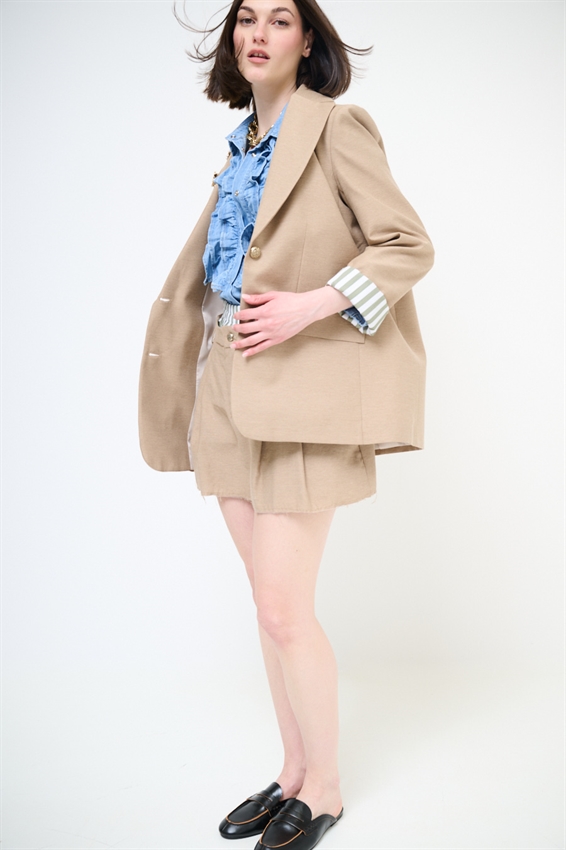 GIACCA OVERSIZE CON FODERA RIGHE A TAGLIO VIVO