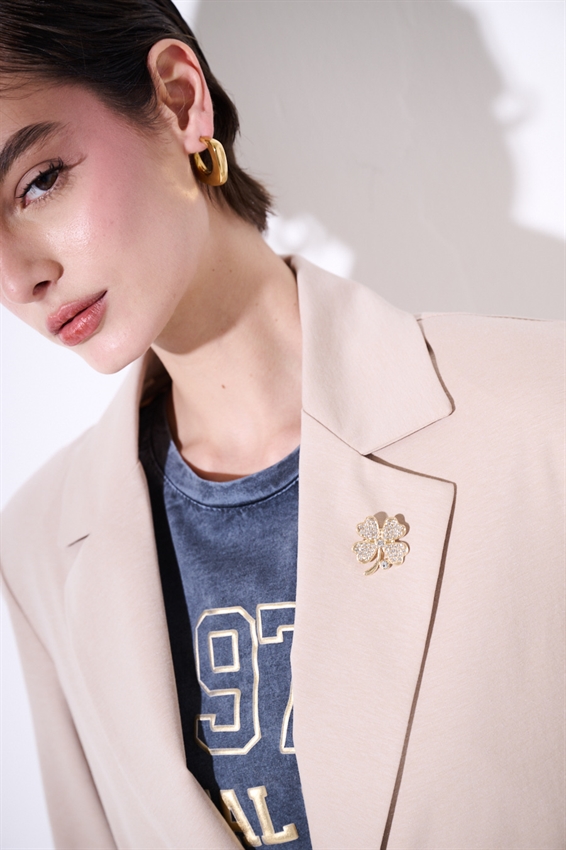 GIACCA BASIC PUNTO MILANO CON PATTINE E SPILLE