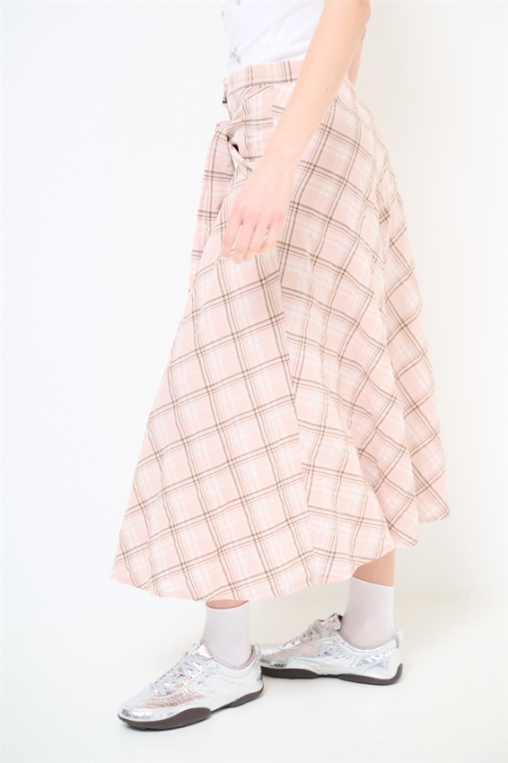 GONNA A QUADRI CON BOTTONI DAVANTI