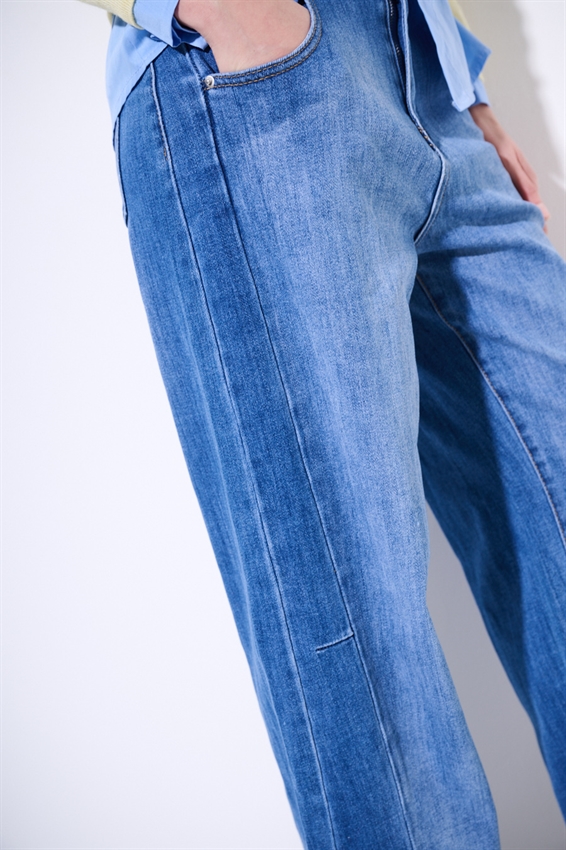 JEANS BARREL A VITA ALTA