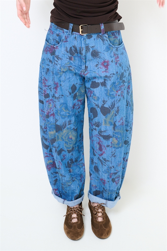 JEANS BALLOON CON STAMPA FIORI E IMPUNTURA