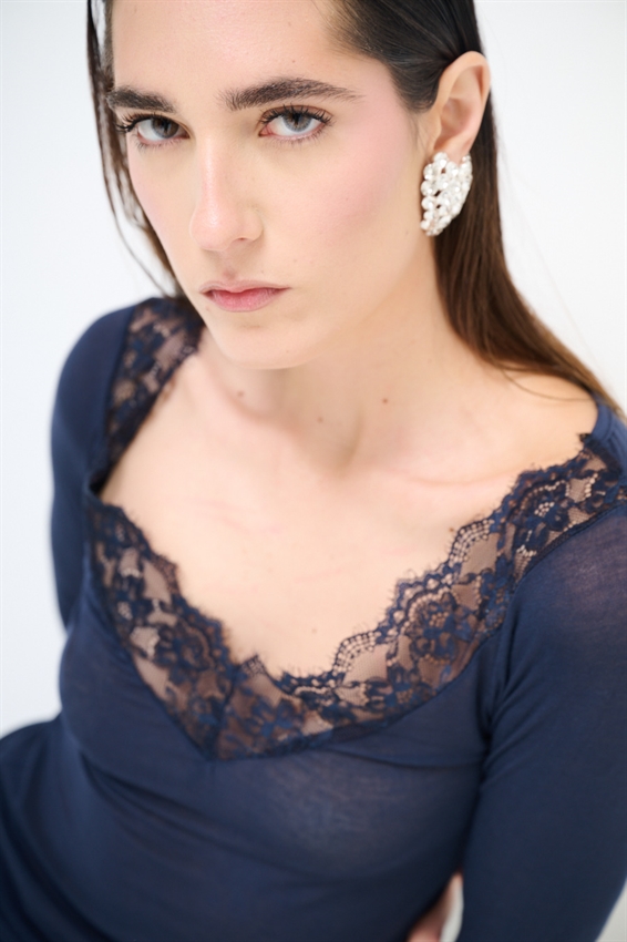 MAGLIA SCOLLO V CON PIZZO MODAL