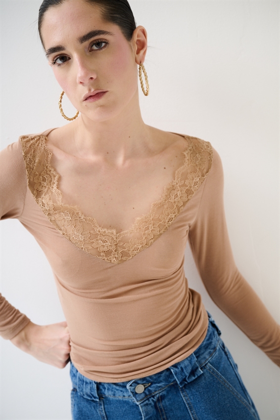 MAGLIA SCOLLO V CON PIZZO MODAL