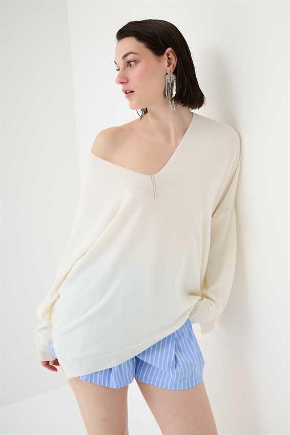 MAGLIA OVER SCOLLO V PROFONDO