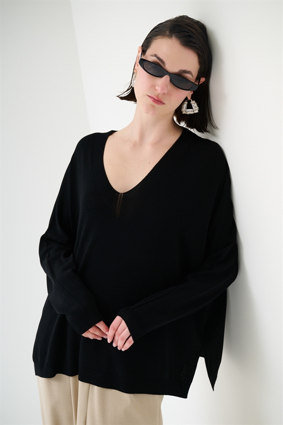 MAGLIA OVER SCOLLO V PROFONDO