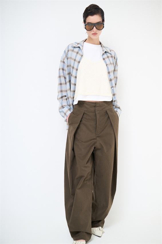 PANTALONE DRITTO CON PIEGA DAVANTI