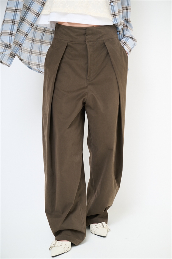 PANTALONE DRITTO CON PIEGA DAVANTI