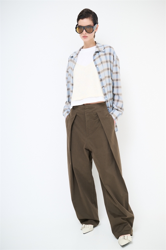 PANTALONE DRITTO CON PIEGA DAVANTI