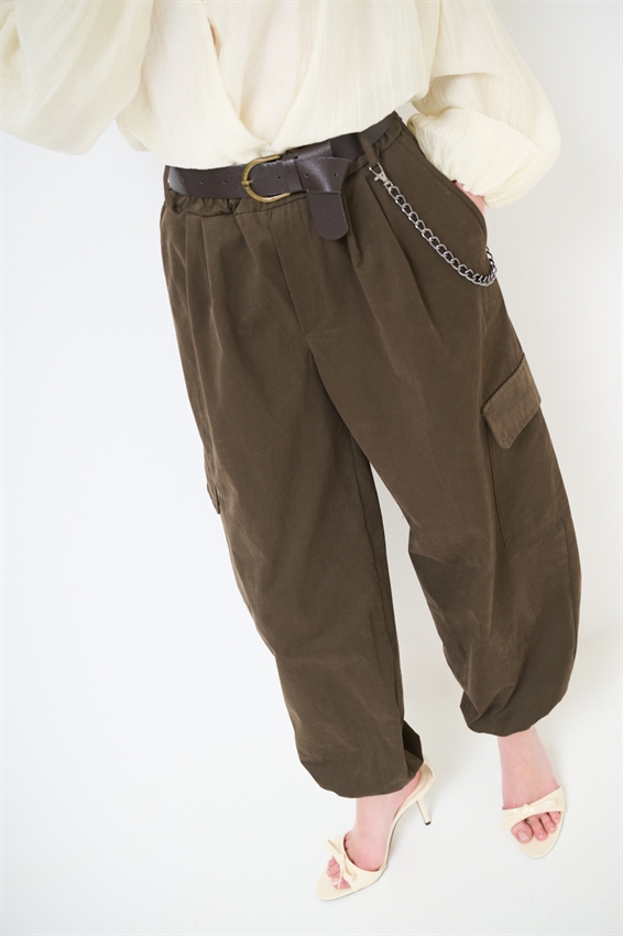 PANTALONE CARGO CON ELASTICO E CINTURA